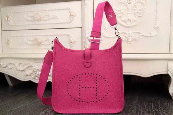 Hermes Evelyne 28cm Messenger Bag Original Leather H1188 Rose Tl1305Lp50