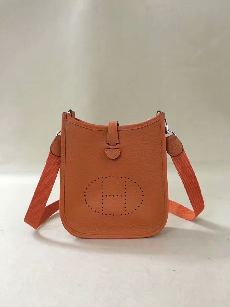 Hermes Evelyne original togo leather mini Shoulder Bag H15698 orange Tl456kC27