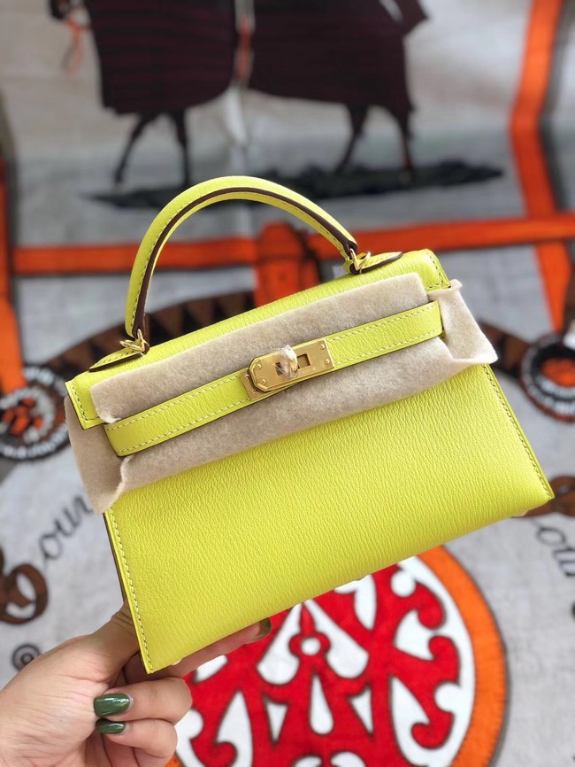 Replica Hermes original mini Kelly chevre mysore K19CM yellow&Gold Metal Tl611hD86